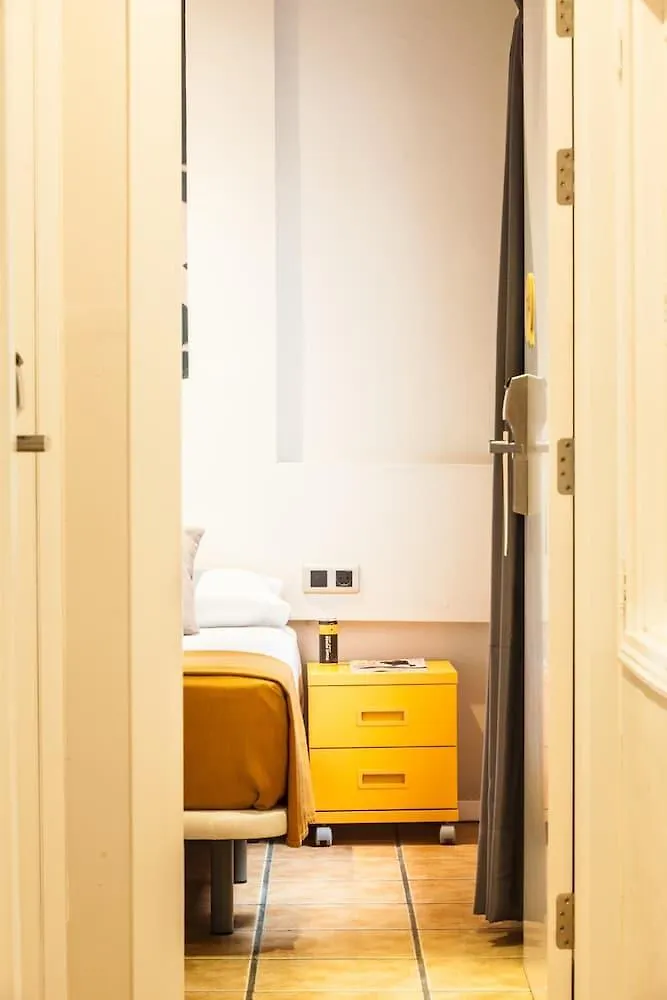 Ten Hostel Ibiza Spanyolország