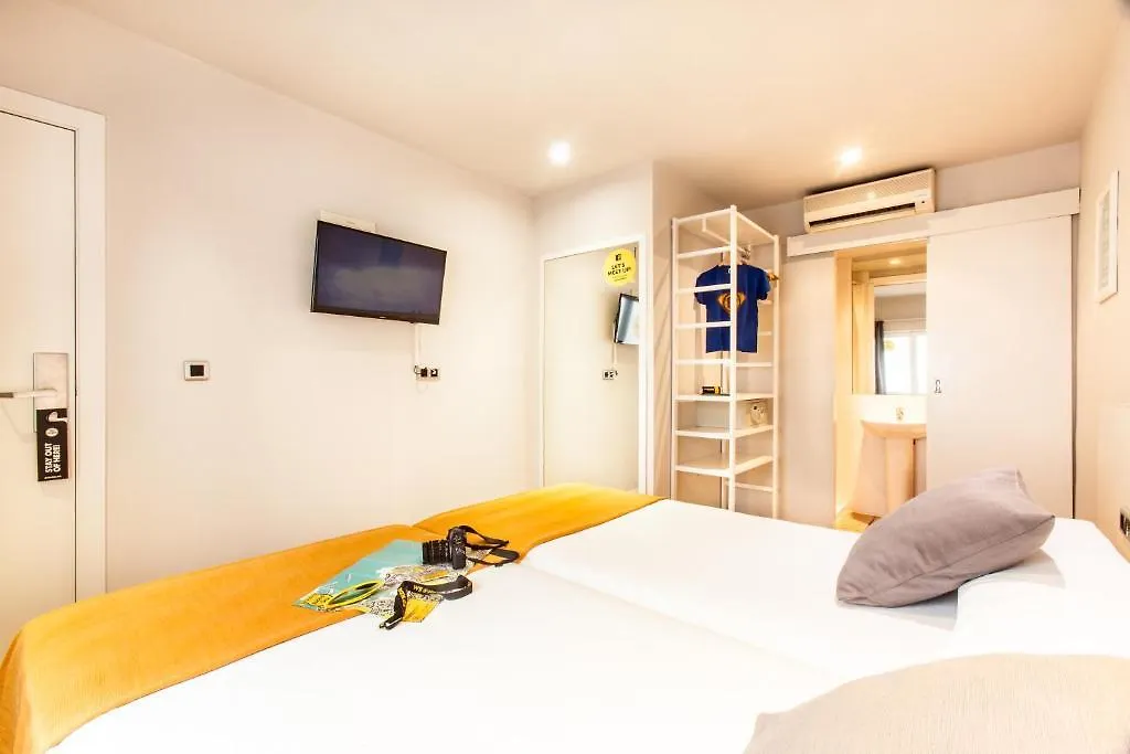 Ten Hostel Ibiza