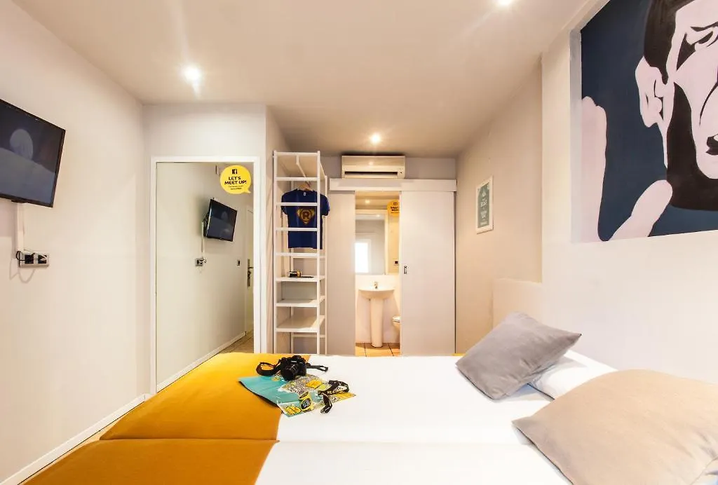 Ten Hostel Ibiza
