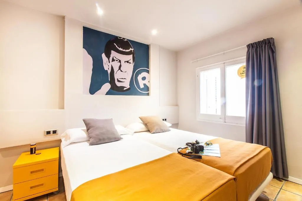 Ten Hostel Ibiza
