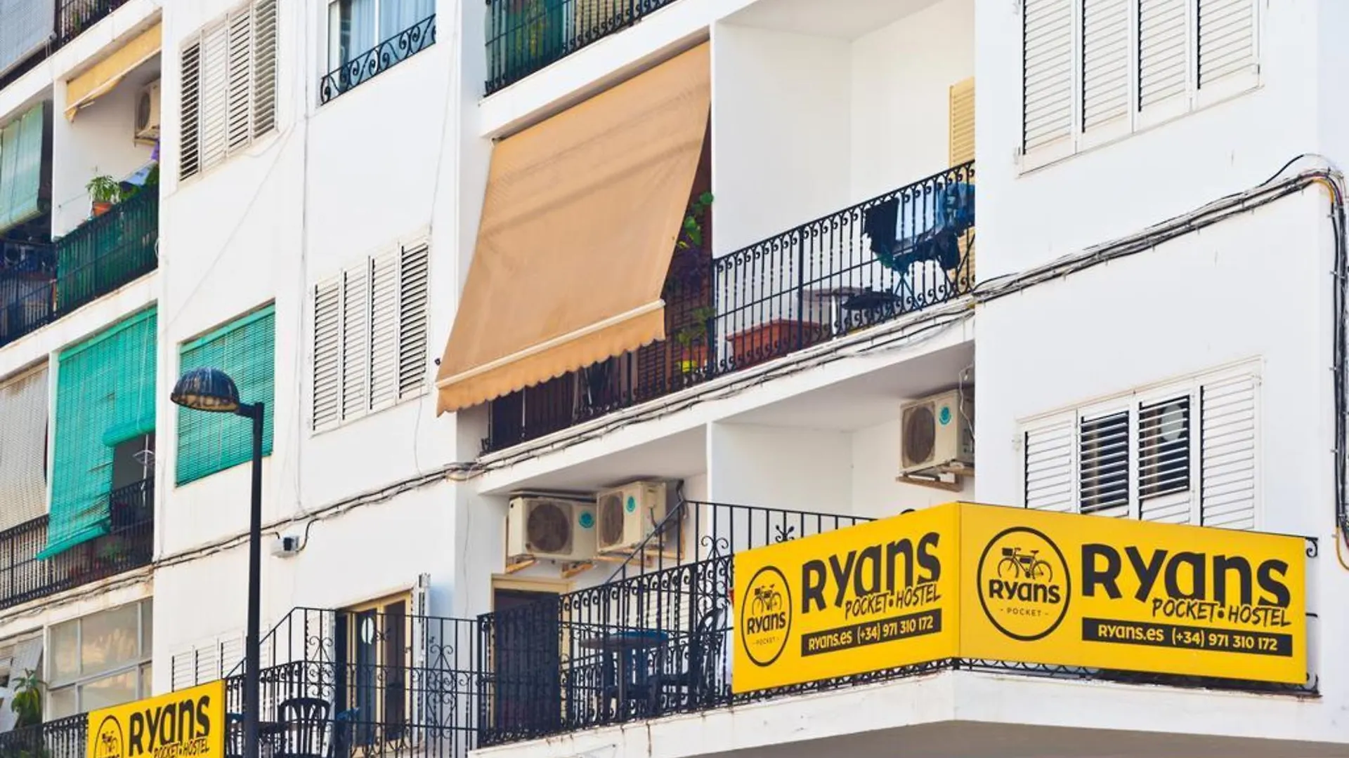 Ten Hostel Ibiza Spanyolország