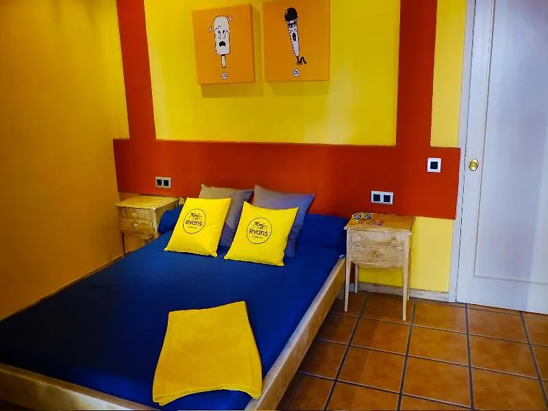 Ten Hostel Ibiza