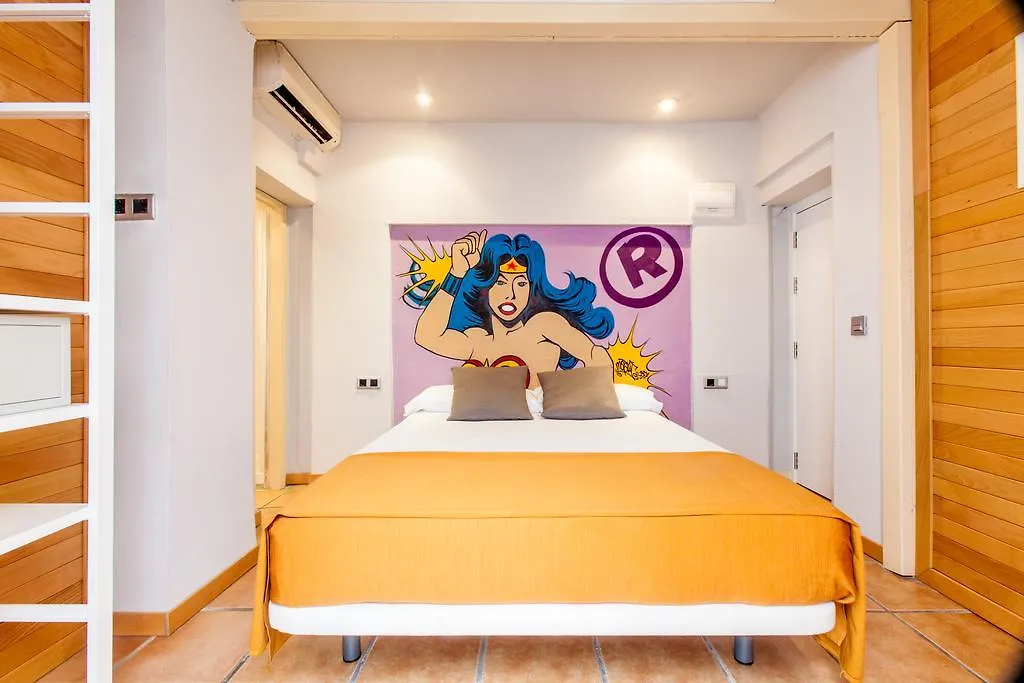 Ten Hostel Ibiza città